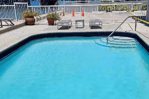 Swimming Pool Renovation Services